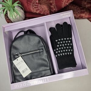 Madden Girl Mini Backpack And Glove Set Black NWT